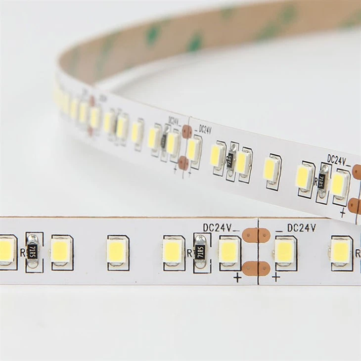 Banda de lumină cu LED-uri SMD2835 ultra-înaltă IP65