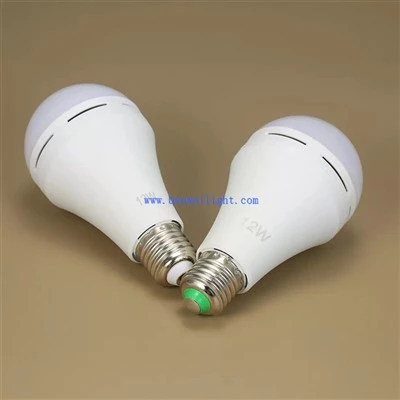 BEC LED Baterie 9W Pachet 4