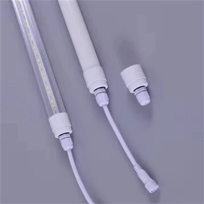 Tuburi cu LED-uri reglabile pentru păsări de curte